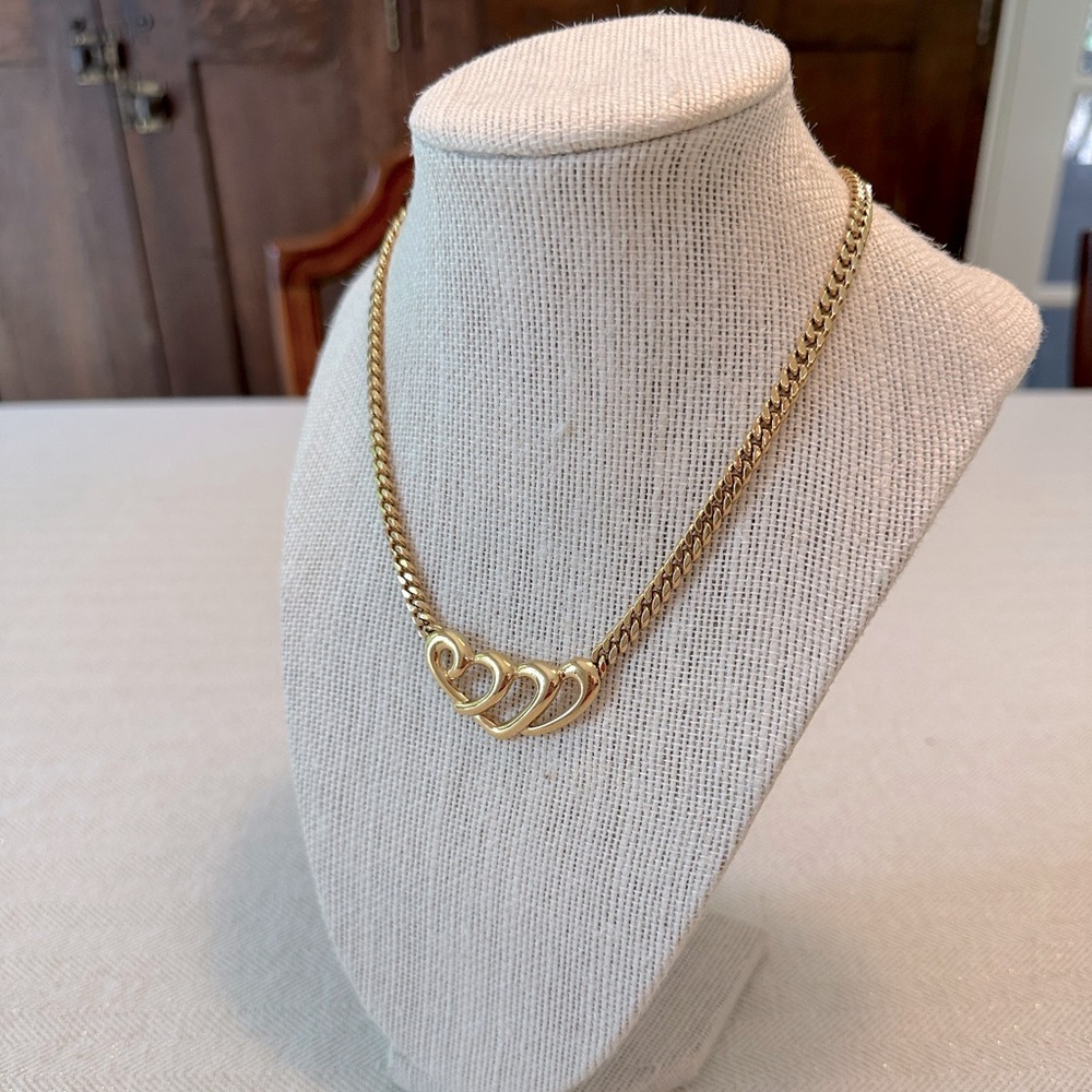 Vintage Napier Triple Heart Necklace Chunky Gold Tone Cuban Chain Signed Choker - Picture 6 of 11
